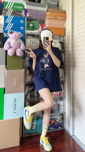 트래비스 스콧 x 조던 에어 조던 1 로우 OG 카나리아 옐로우 DZ4137-700 photo review