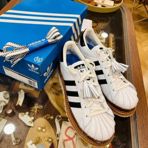【💥히트 상품】CLOT x 아디다스 오리지널 슈퍼스타 키높이 스니커즈 흰색 IH3132 photo review