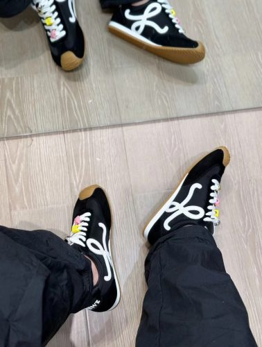 【🥰2025 핫한 신상】LOEWE Ballet Runner 2.0 나일론 소가죽 라이프 캐주얼화 블랙 M816282XB3-1102 photo review
