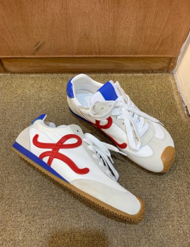 【🥰2025 핫한 신상】LOEWE Ballet Runner 2.0 나일론 소가죽 라이프 캐주얼화 화이트 레드 블루 LLBR282X02-4868 photo review